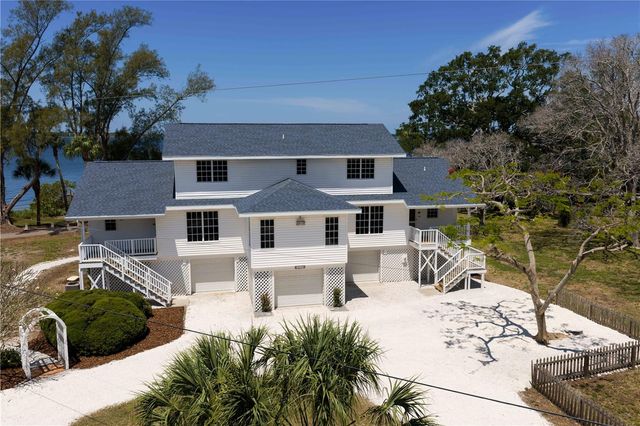 5216 13TH, Palmetto, FL 34221