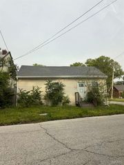 520 Freeburg Avenue, Belleville, IL 62220