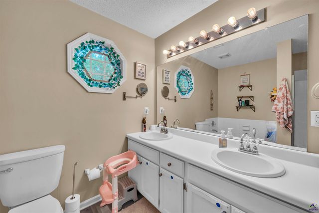 216 Shane Circle, Perry, GA 31069