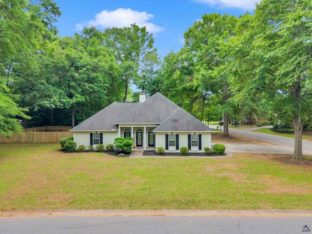 216 Shane Circle, Perry, GA 31069