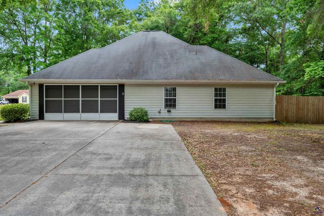 216 Shane Circle, Perry, GA 31069