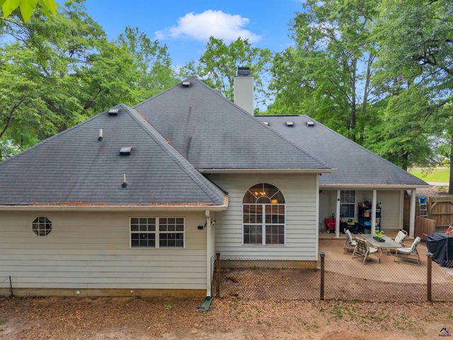 216 Shane Circle, Perry, GA 31069