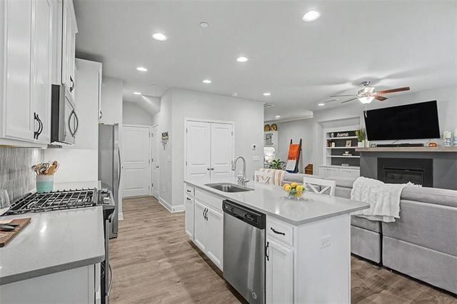 215 Jonquil Spring Road, Woodstock, GA 30188