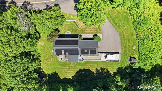 35 Forest Hills Drive, Farmington, CT 06032