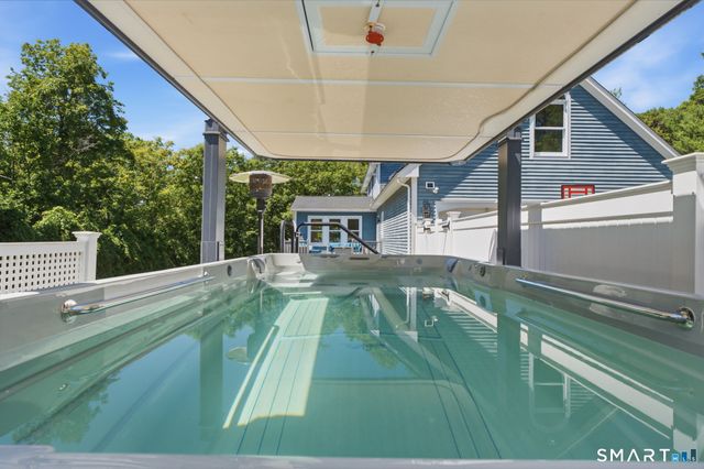 35 Forest Hills Drive, Farmington, CT 06032