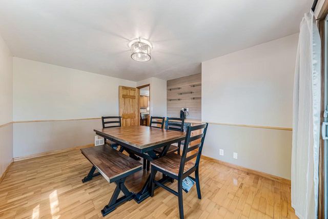 1932 MAPLECREST DRIVE, Appleton, WI 54915