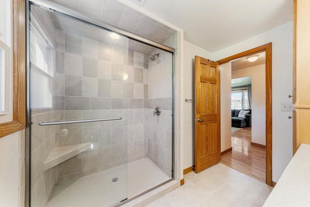 1932 MAPLECREST DRIVE, Appleton, WI 54915