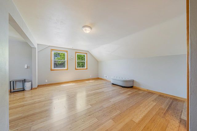 1932 MAPLECREST DRIVE, Appleton, WI 54915