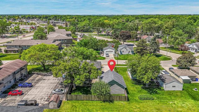 1932 MAPLECREST DRIVE, Appleton, WI 54915