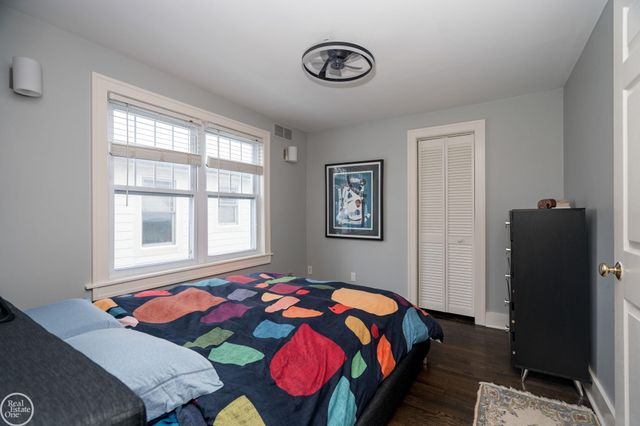 728 W Lincoln Street, Birmingham, MI 48009