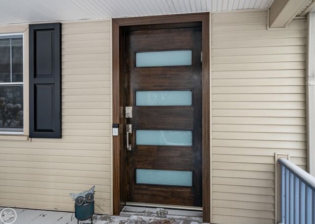 728 W Lincoln Street, Birmingham, MI 48009