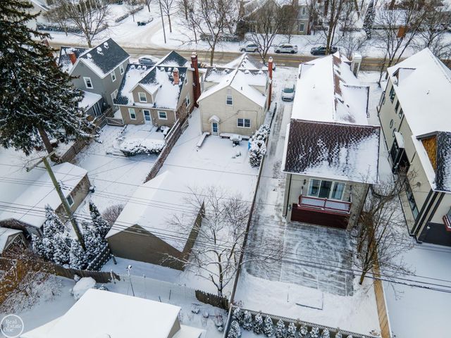 728 W Lincoln Street, Birmingham, MI 48009