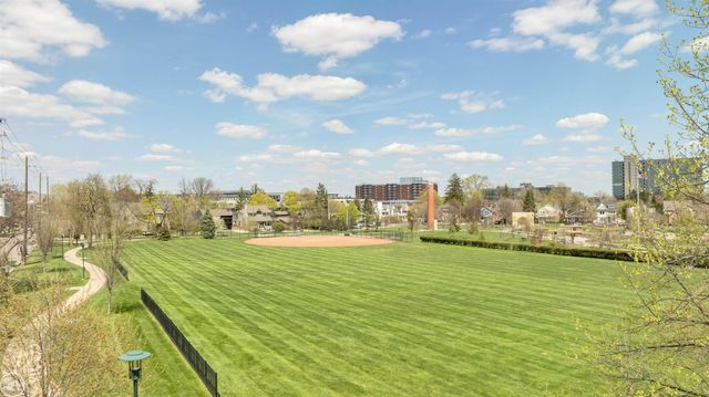 728 W Lincoln Street, Birmingham, MI 48009