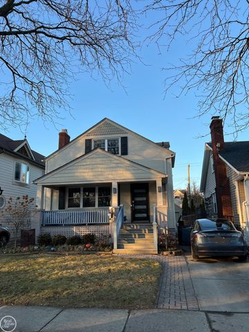 728 W Lincoln Street, Birmingham, MI 48009