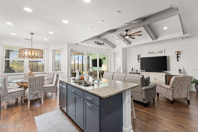 9272 Escape Avenue, Panama City Beach, FL 32413