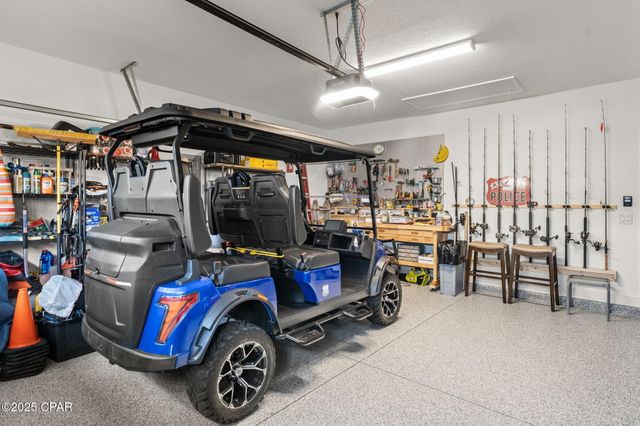 9272 Escape Avenue, Panama City Beach, FL 32413