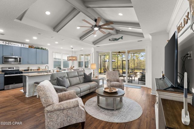 9272 Escape Avenue, Panama City Beach, FL 32413