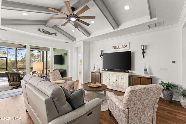 9272 Escape Avenue, Panama City Beach, FL 32413