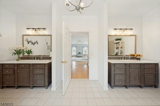 16 Lenape Trail, Montclair Twp., NJ 07043