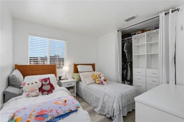 690 Julian, San Jacinto, CA 92582