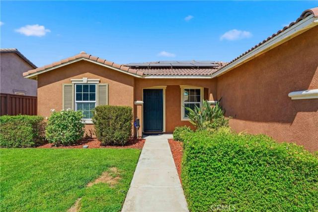 690 Julian, San Jacinto, CA 92582