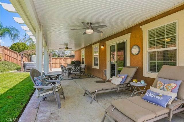 690 Julian, San Jacinto, CA 92582
