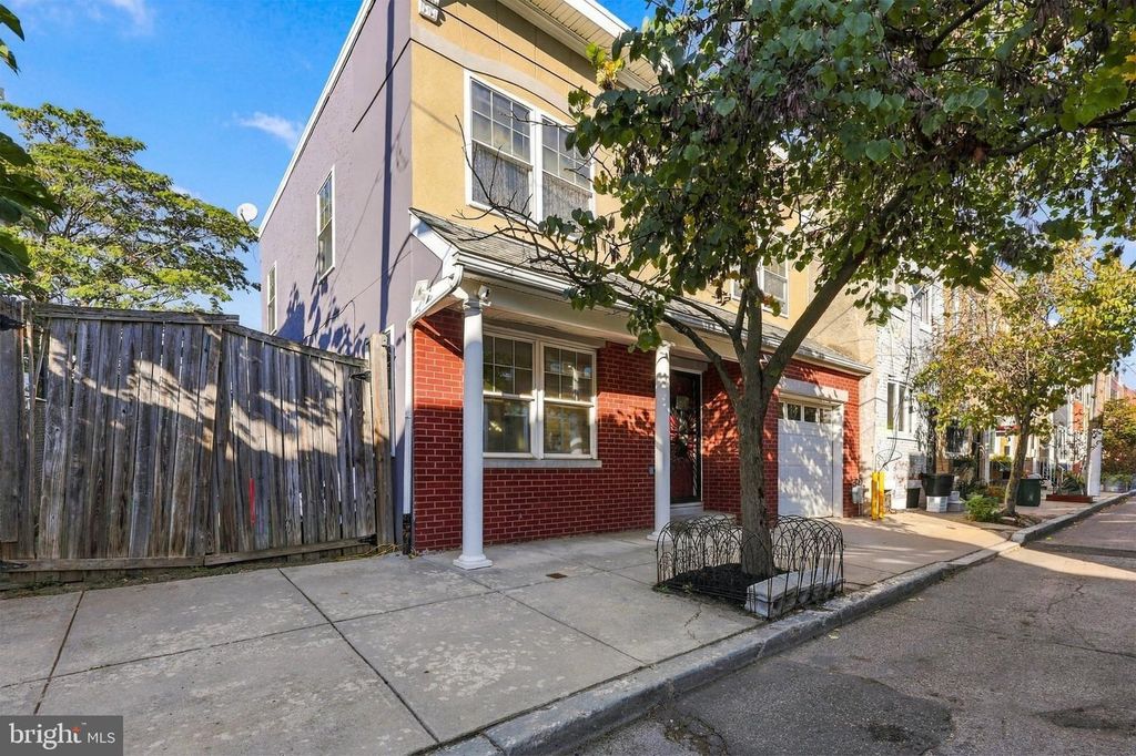 2349 CROSS ST, PHILADELPHIA, PA 19146 — photo 2