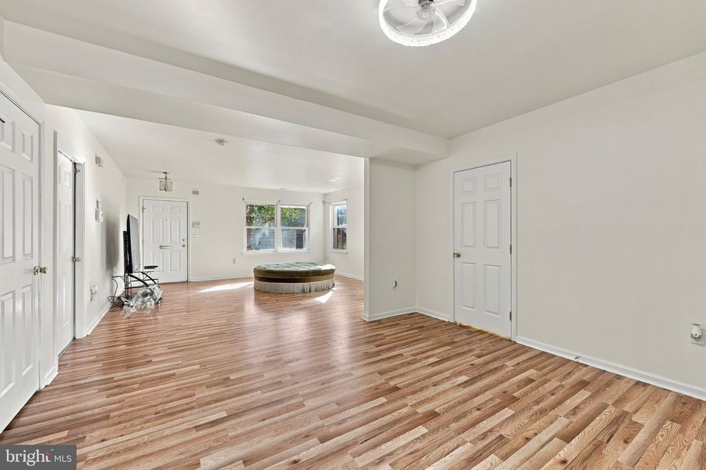 2349 CROSS ST, PHILADELPHIA, PA 19146 — photo 5