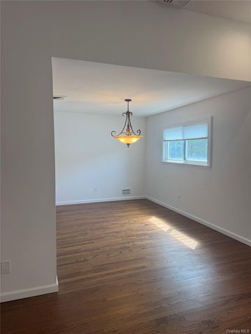 2955 Bond Drive, Merrick, NY 11566