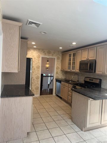 2955 Bond Drive, Merrick, NY 11566
