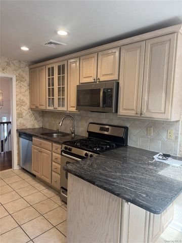 2955 Bond Drive, Merrick, NY 11566