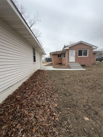 4801 Walnut Drive, Pleasant Hill, IA 50327