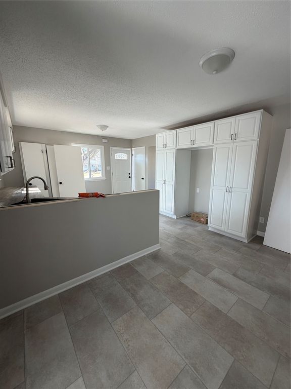 4801 Walnut Drive, Pleasant Hill, IA 50327