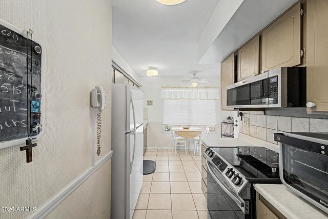 18048 N DESERT GLEN Drive, Sun City West, AZ 85375