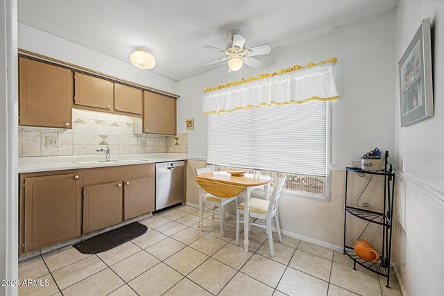 18048 N DESERT GLEN Drive, Sun City West, AZ 85375