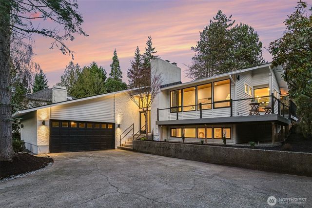 6560 W Mercer Way, Mercer Island, WA 98040