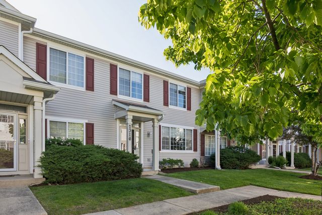 2316 Reflections Drive 2316, Aurora, IL 60502