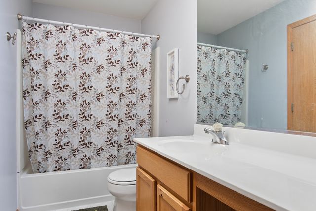 2316 Reflections Drive 2316, Aurora, IL 60502