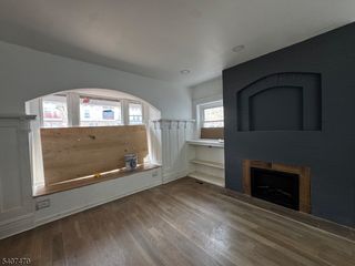 696 Dr Martin Luther King J, Newark City, NJ 07102