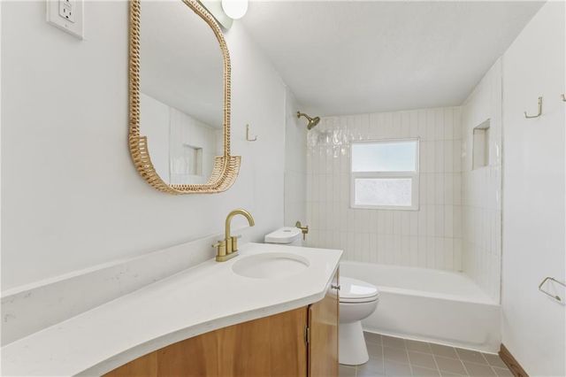 3137 S 9th Place, Kansas City, KS 66103