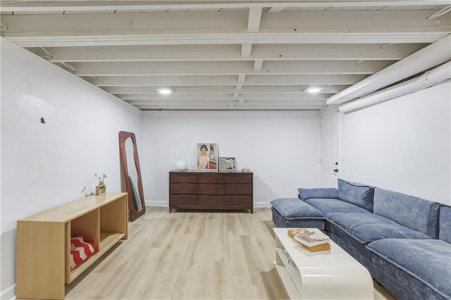 3137 S 9th Place, Kansas City, KS 66103