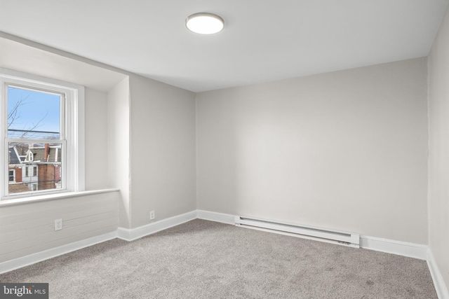 607 HIGHLAND AVE, Chester, PA 19013