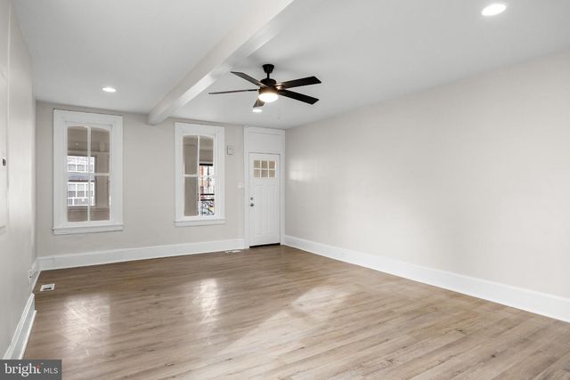 607 HIGHLAND AVE, Chester, PA 19013