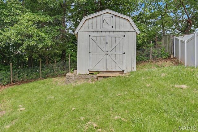 4 Marcus Drive, St Peters, MO 63376