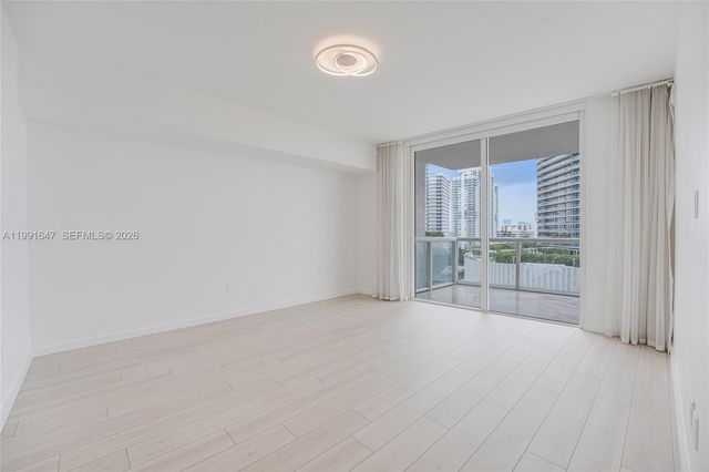 450 Alton Road 906, Miami Beach, FL 33139
