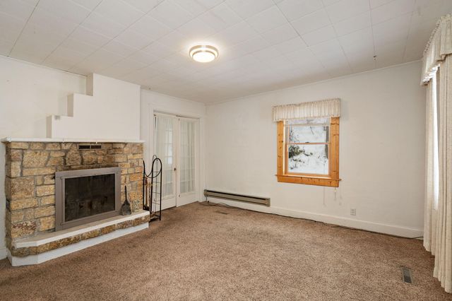 321 Myrtle Street W, Stillwater, MN 55082