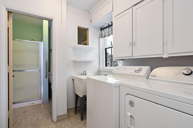 321 Myrtle Street W, Stillwater, MN 55082