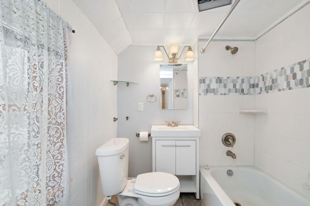 321 Myrtle Street W, Stillwater, MN 55082