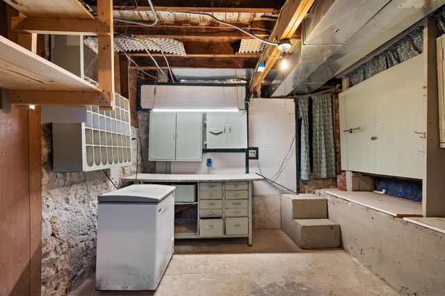 321 Myrtle Street W, Stillwater, MN 55082