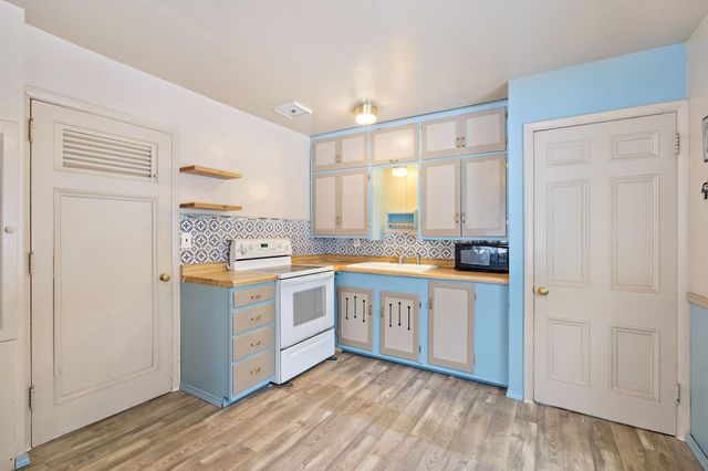 321 Myrtle Street W, Stillwater, MN 55082